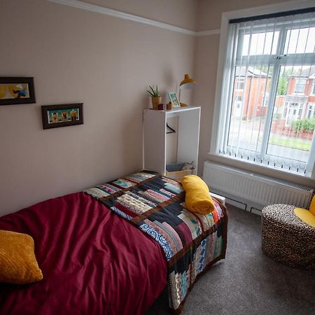 Quiet Residence Close To M6 Preston Samlesbury エクステリア 写真