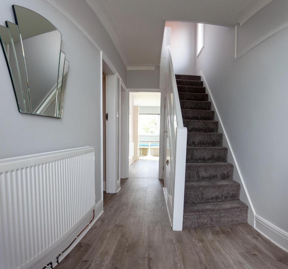 Quiet Residence Close To M6 Preston Samlesbury エクステリア 写真